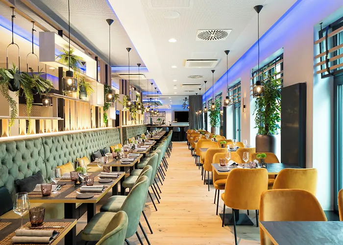 Aparthotel Master Altona 4*